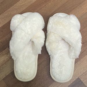 Ivory fuzzy slippers